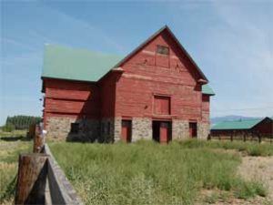 Red-Barn---Historical